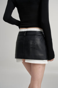 Layered label skirt