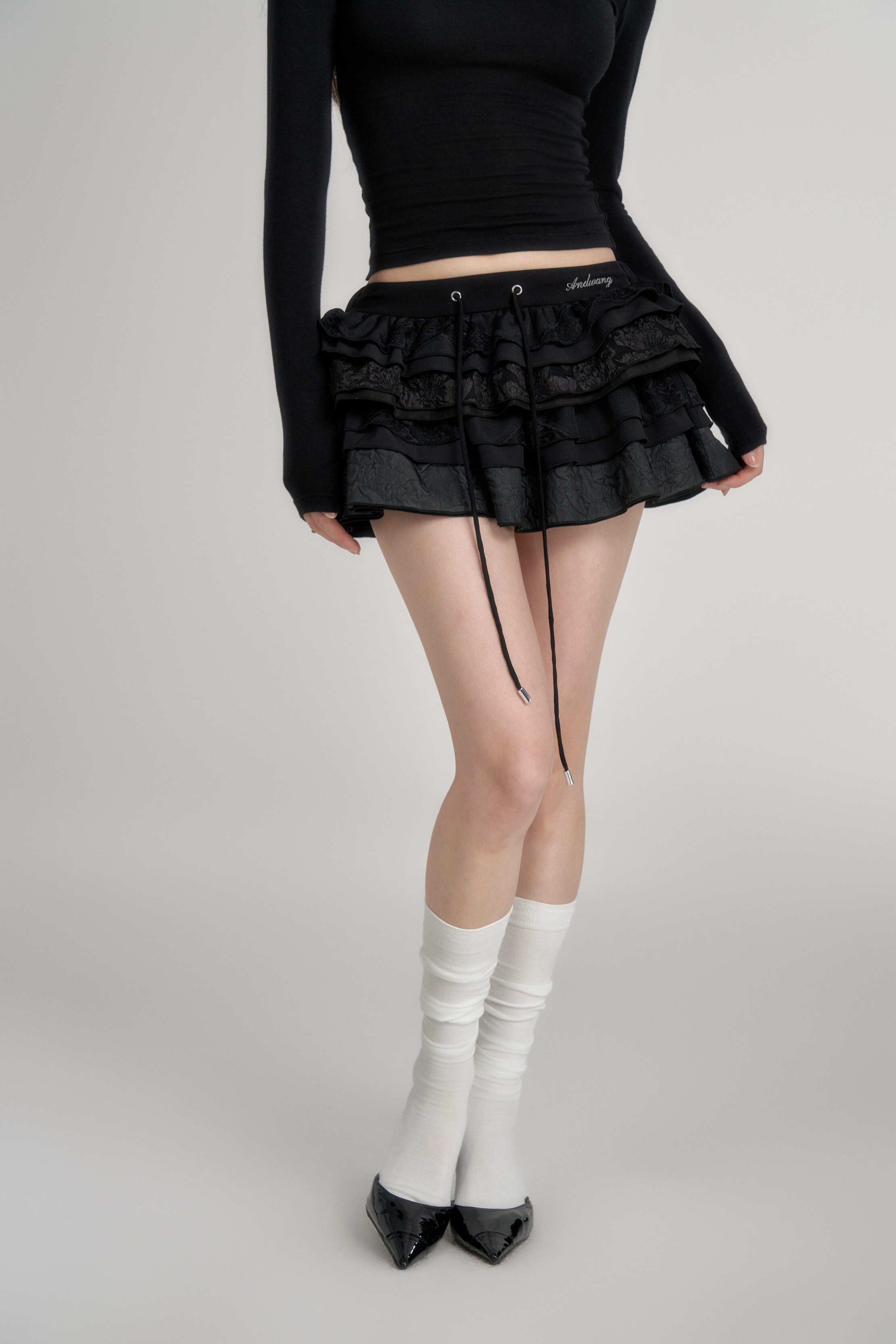 Frill lace docking skirt