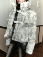 이미지를 갤러리 뷰어에 로드 , White mix fake fur coat
